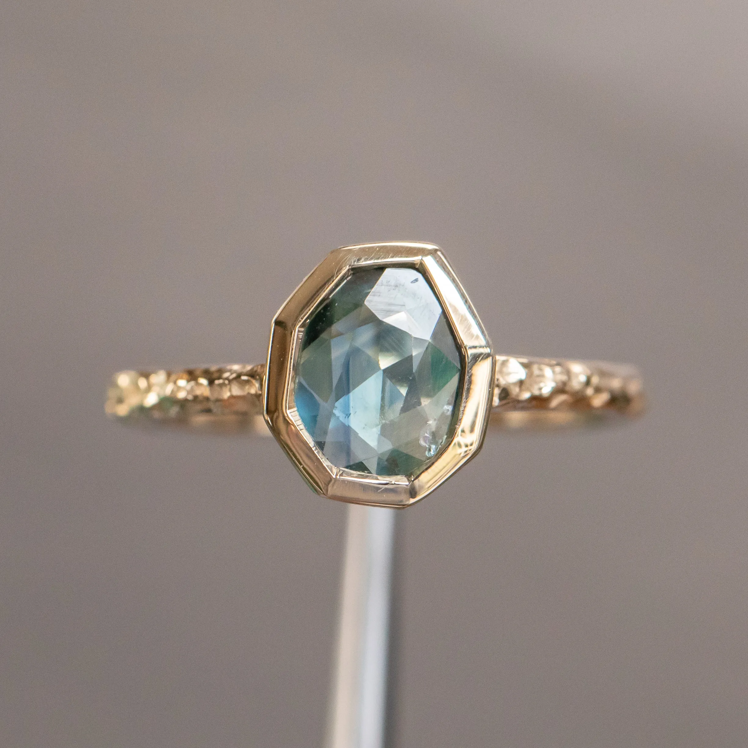 0.97ct Geo Slice Blue-Green Sapphire Evergreen Low Profile Bezel Solitaire Ring in 14k Yellow Gold