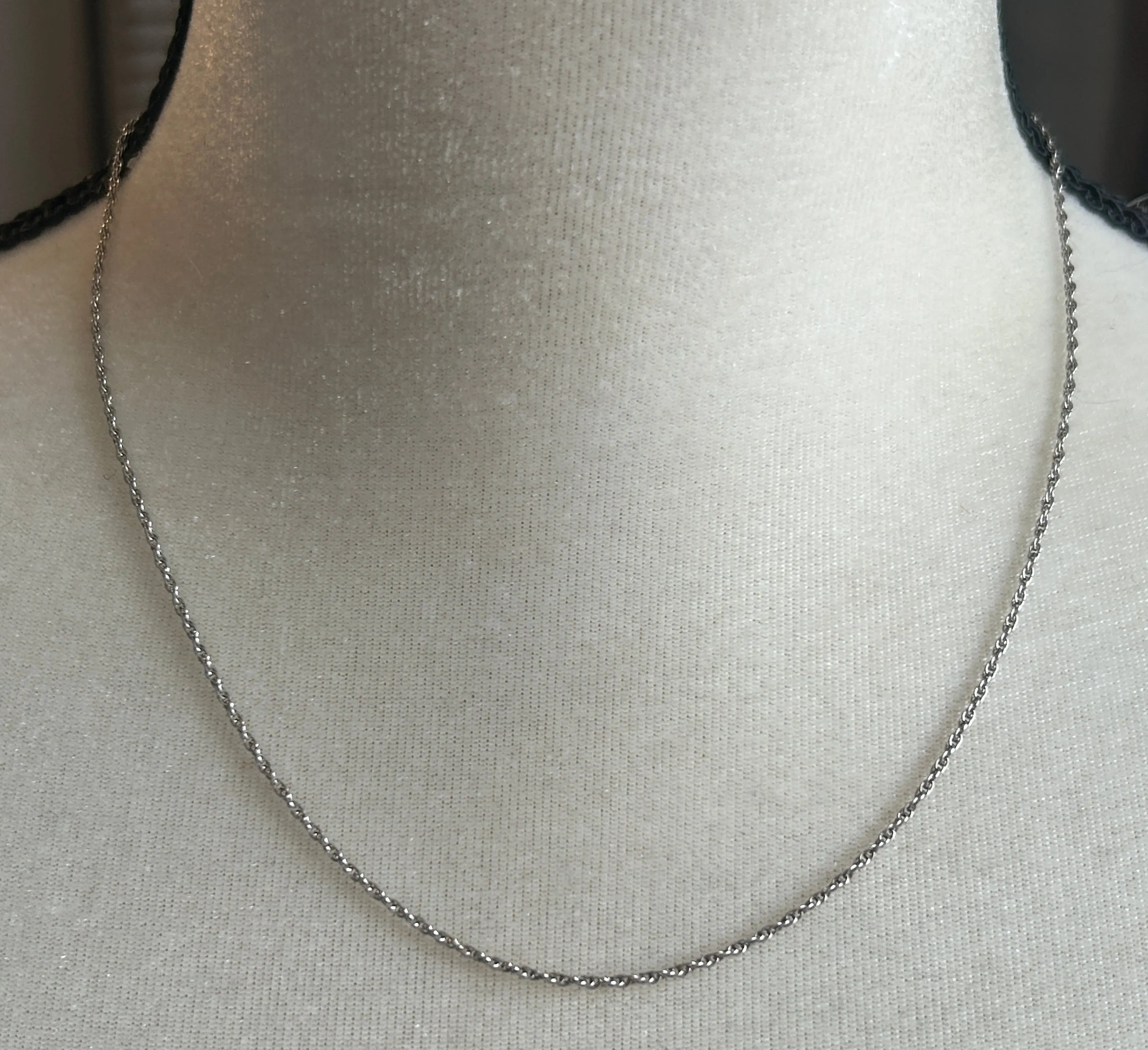 14k White Gold Thin Chain Necklace 18" x 1 - 1.5mm Wide