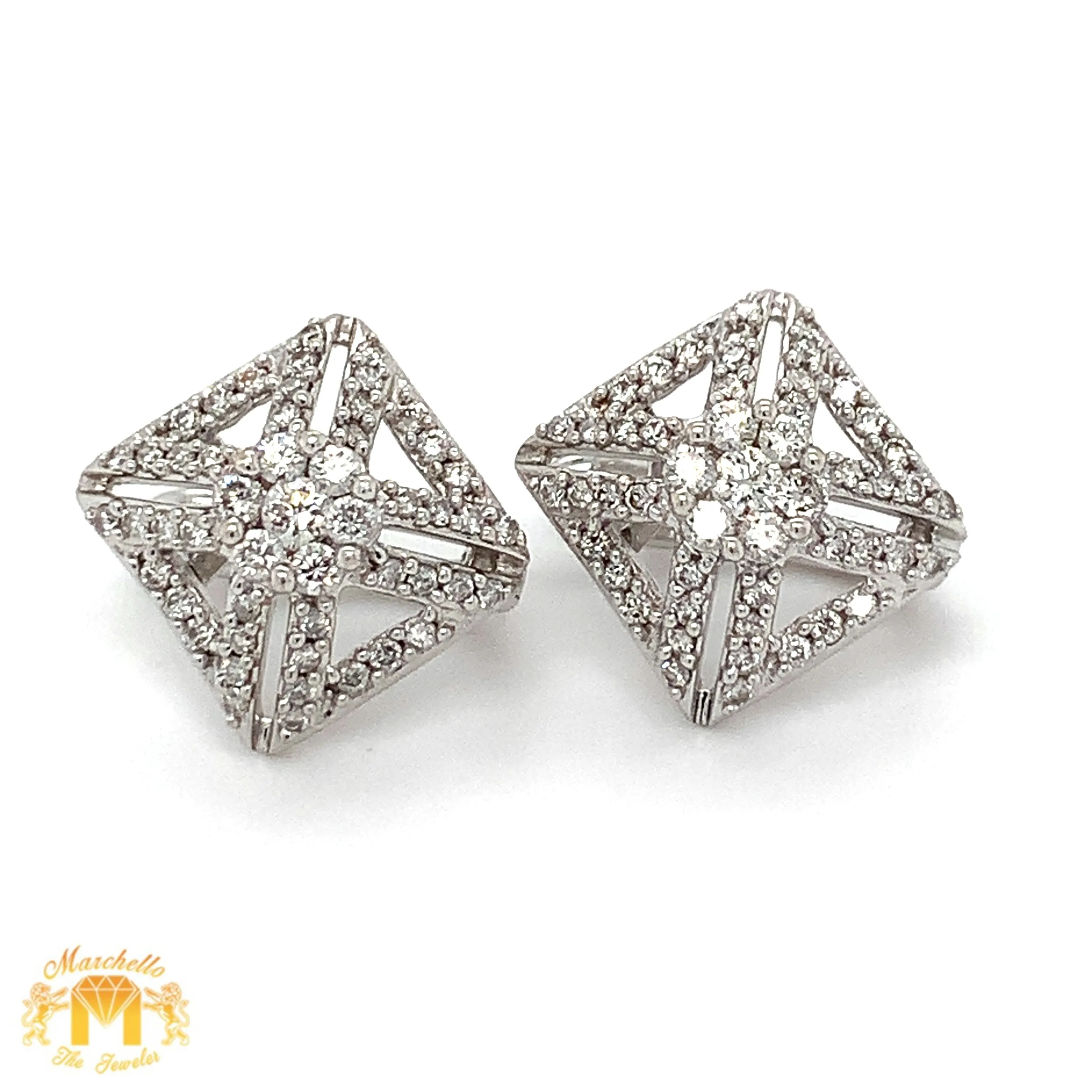 18k Gold Square Shape Earrings with Round Diamonds