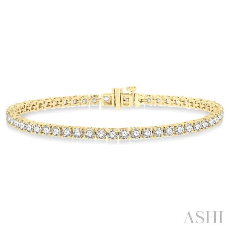 6 Ctw Round Cut Diamond Tennis Bracelet in 14K Yellow Gold