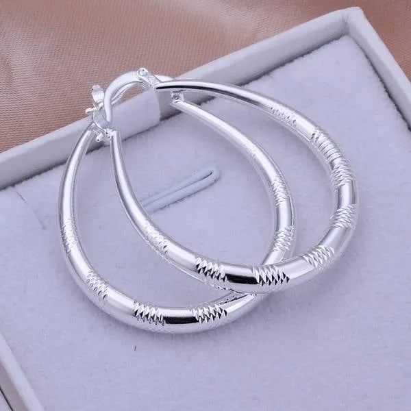 925 Sterling Silver Oval Hoop Earrings