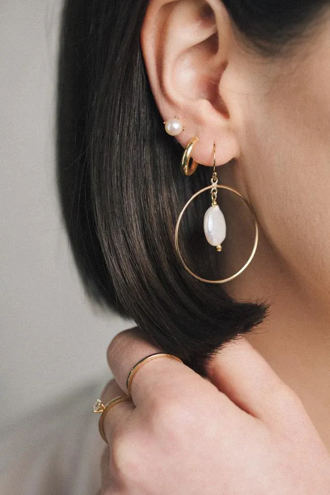 9kt Gold Pearl Stud Earrings