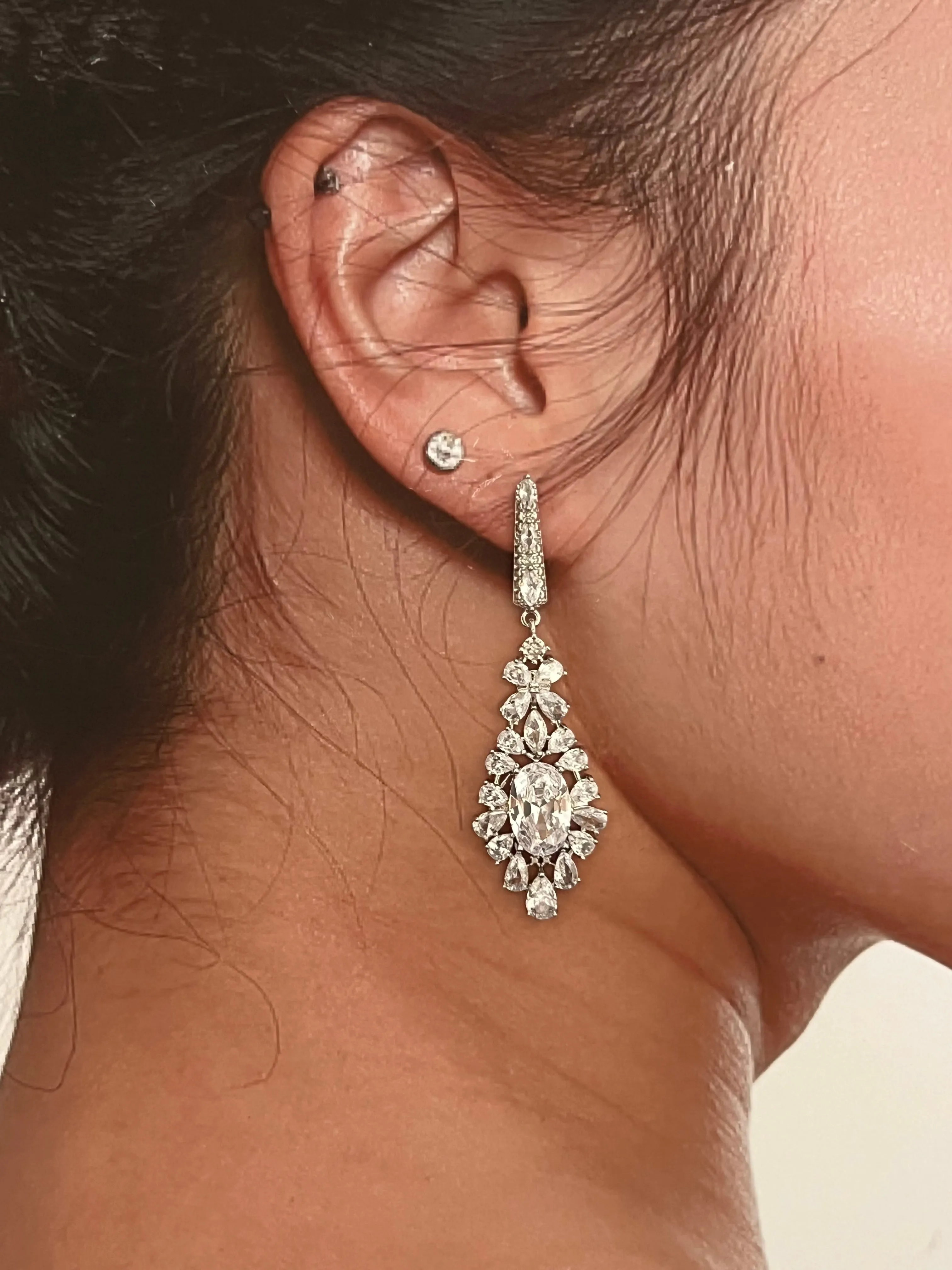 Bridal Earrings, Full Sparkle Swarovski and Zirconia Classic Quince Earring