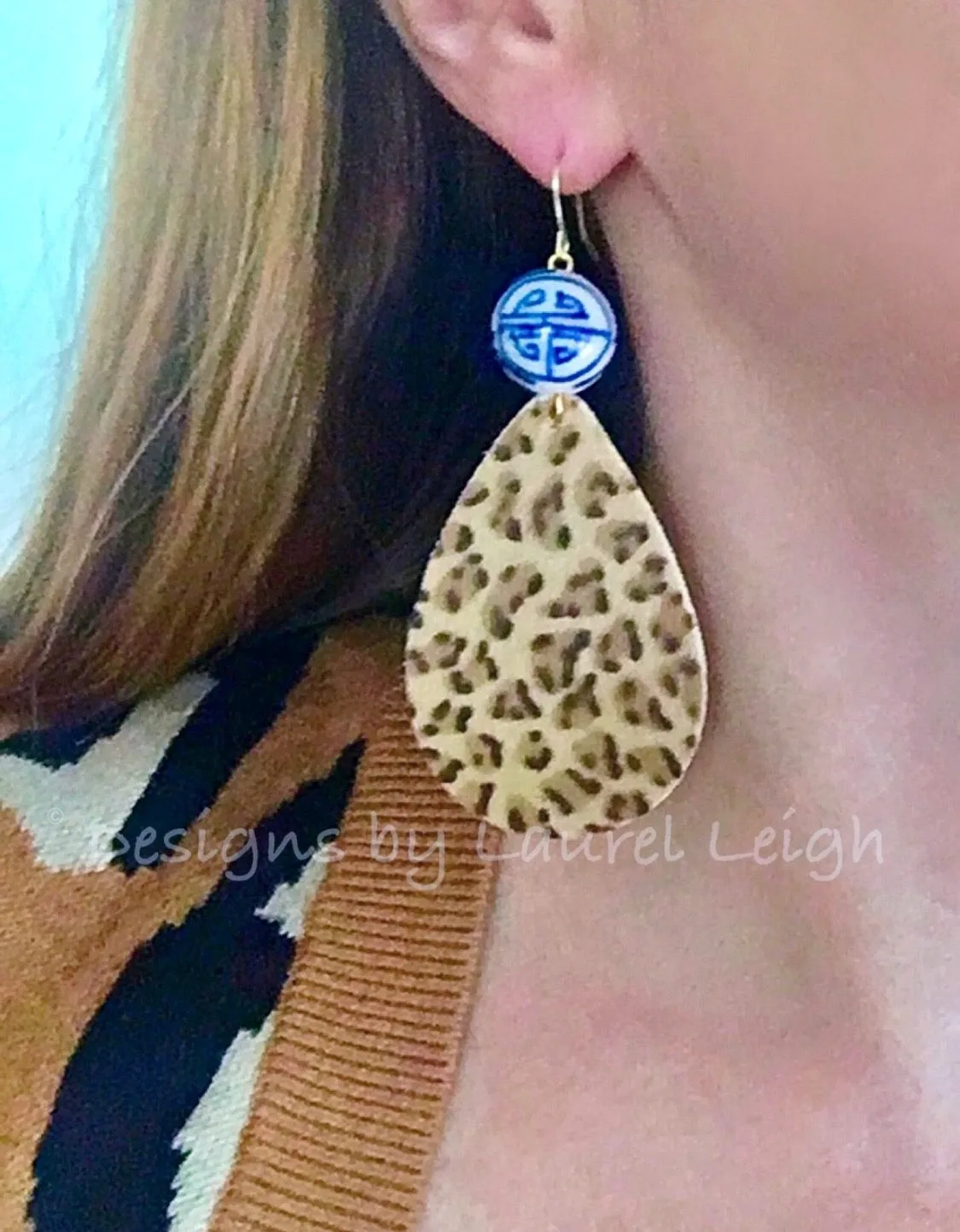 Chinoiserie Light Leopard Print Earrings