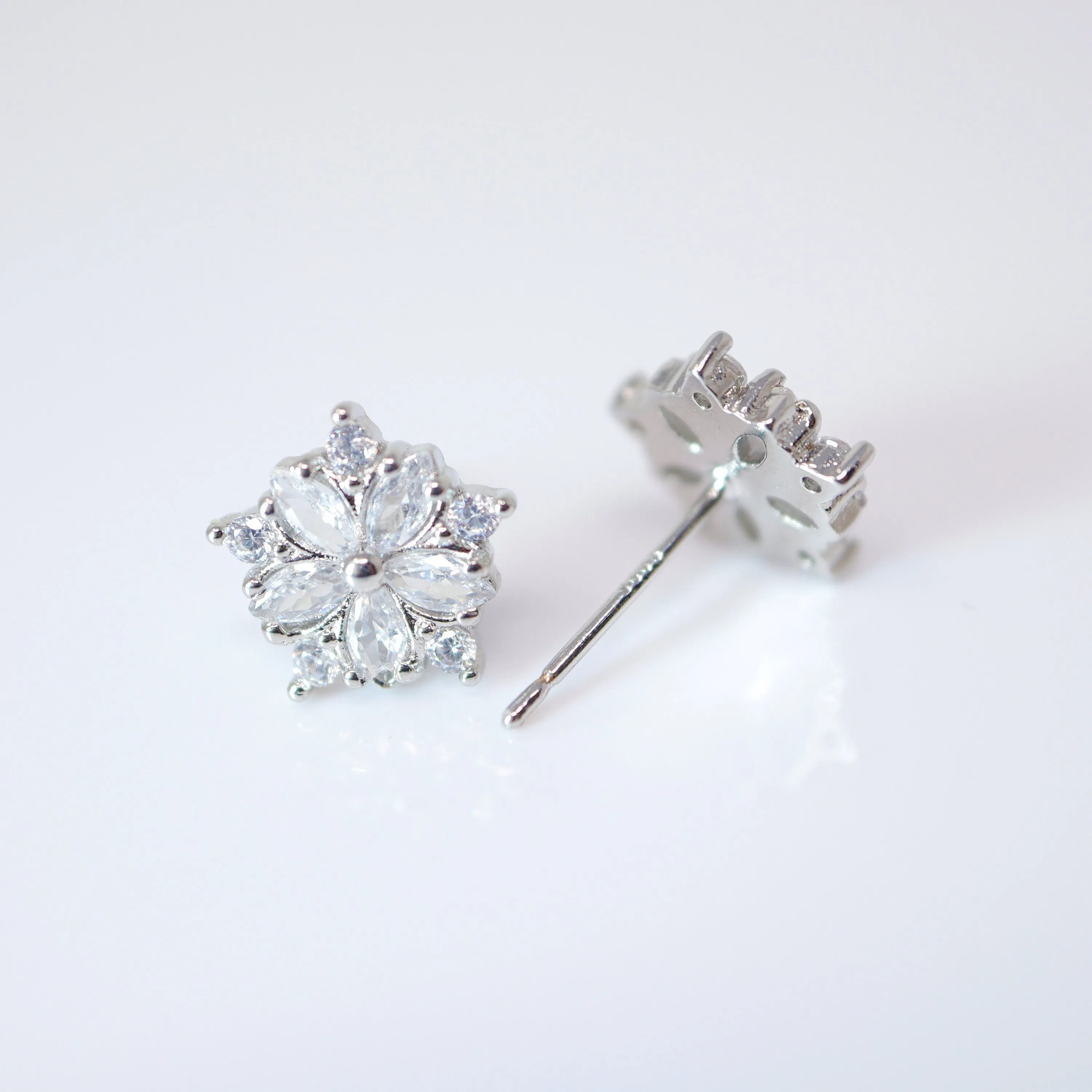 CZ Frozen Bloom stud Earrings, Bridal Jewelry, Bridal Stud Earrings, Crystal Bridal Earrings, Statement Earrings Cz