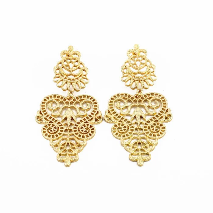 Designer Jewelry Hot Selling Elegant Gold Color Metal Hollow Earrings for Women