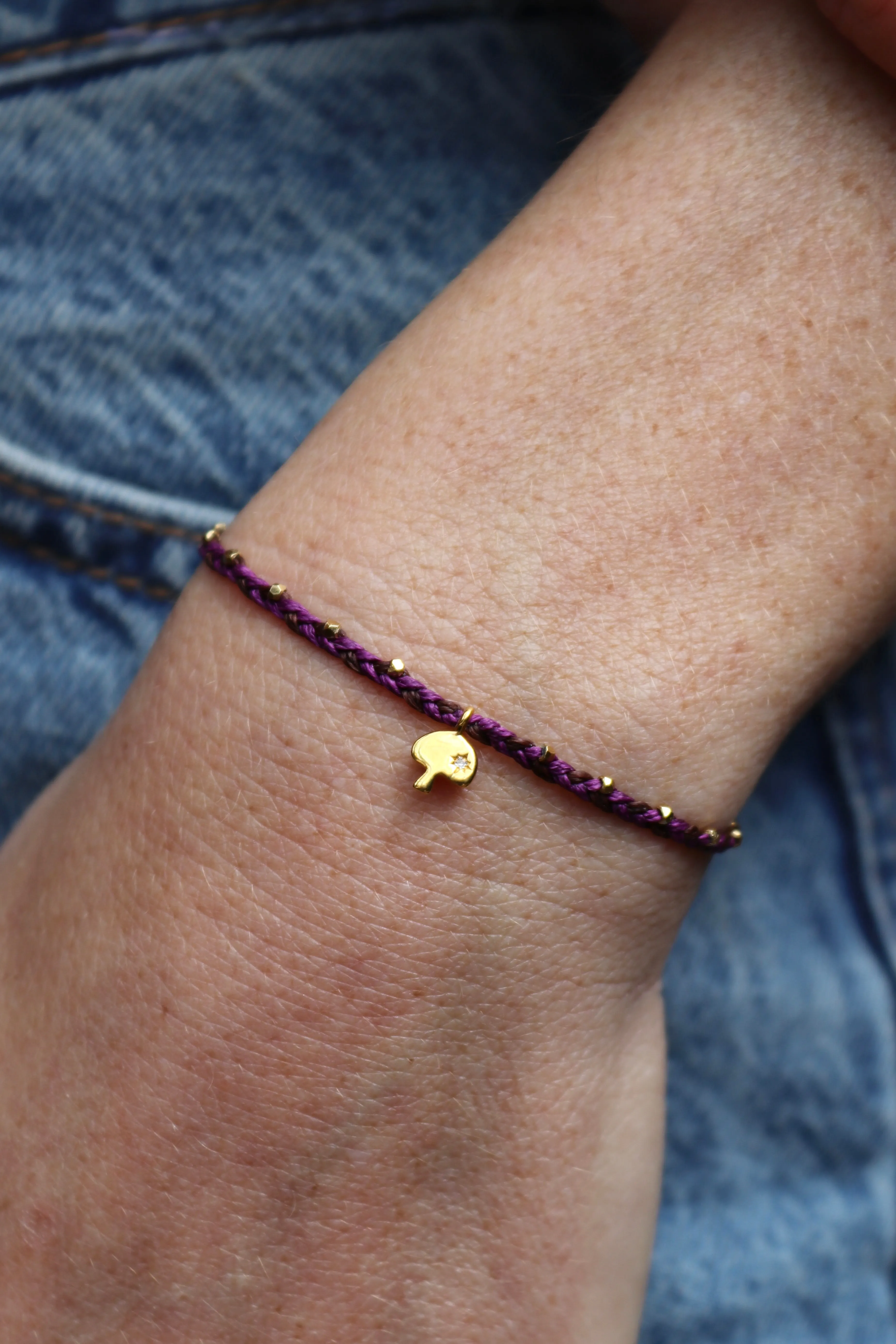 Easygoing Diamond Shroom Charm Bracelet in Aubergine Fleck