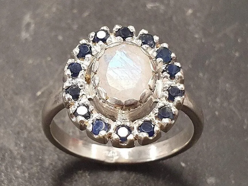 Flower Moonstone Ring - White Victorian Ring - Vintage Cocktail Ring