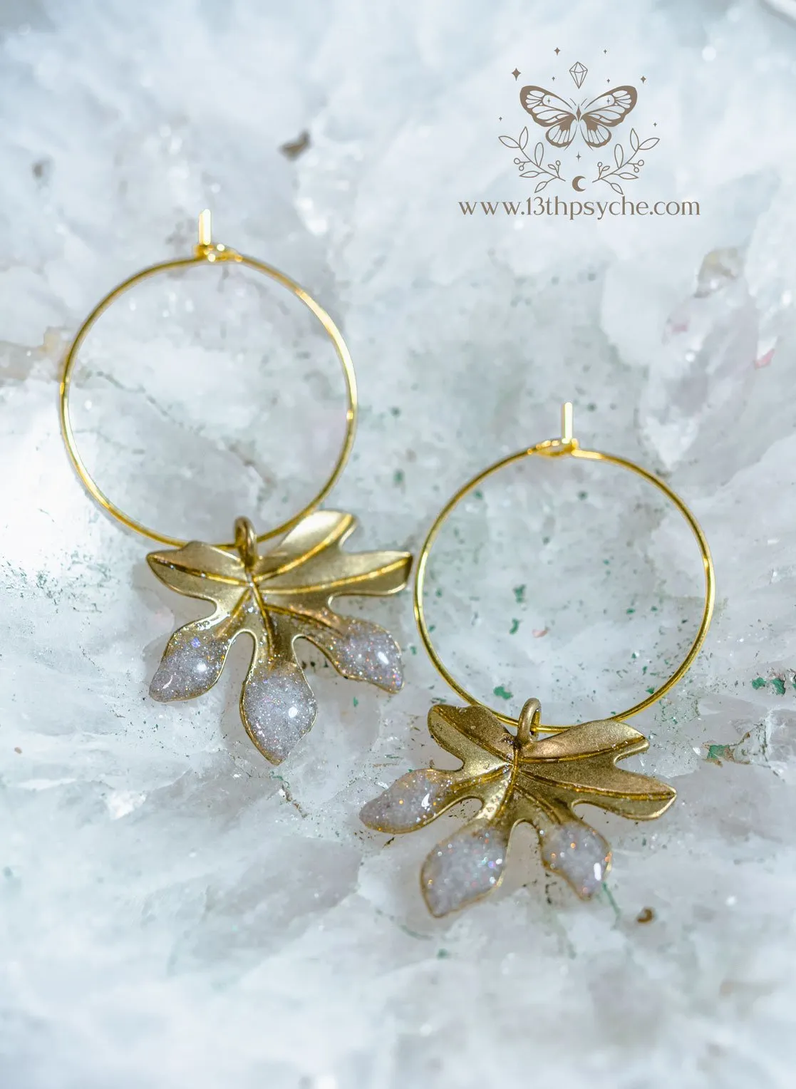 Hypoallergenic gold hoop earrings with frosted leaves