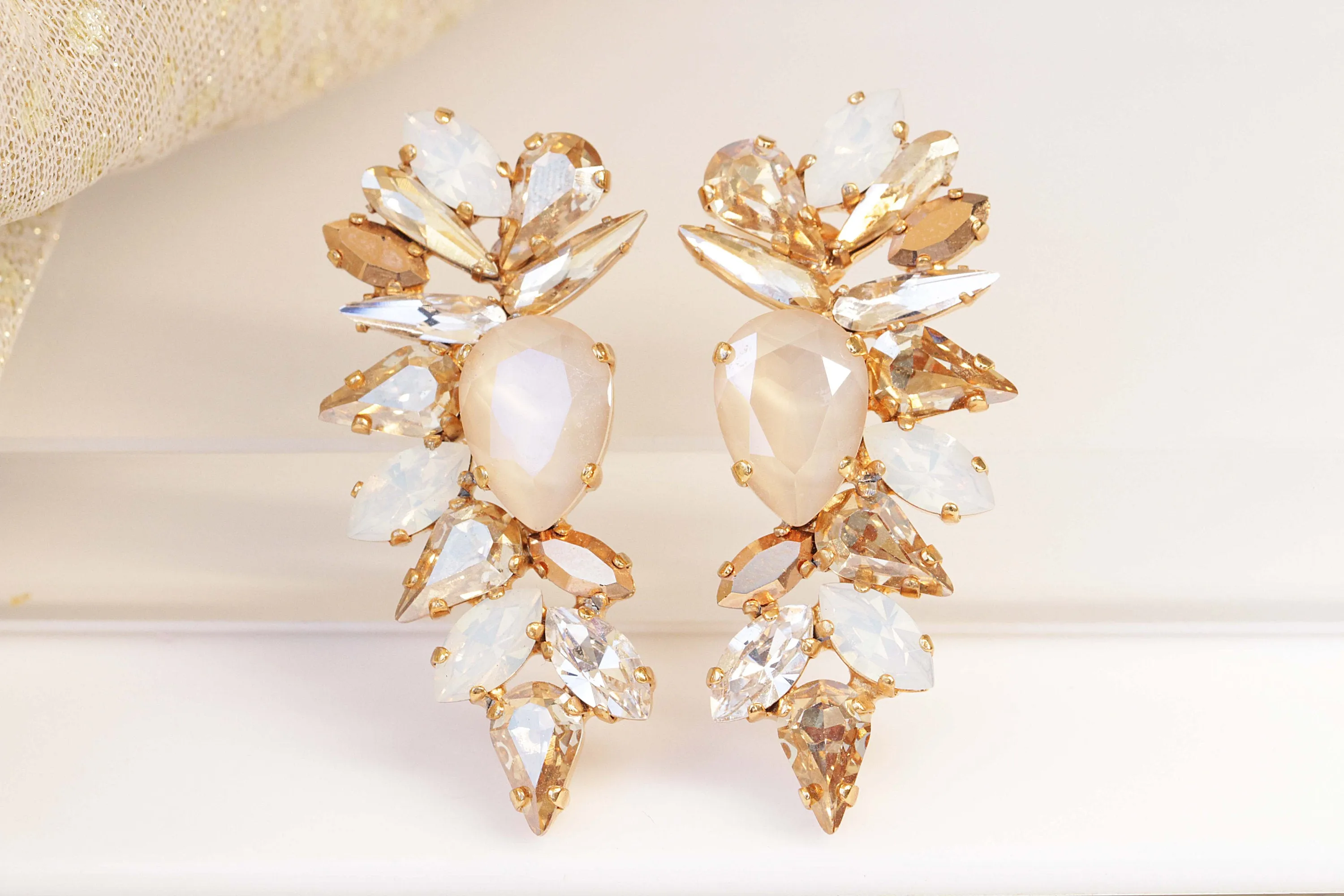 IVORY CHAMPAGNE EARRINGS