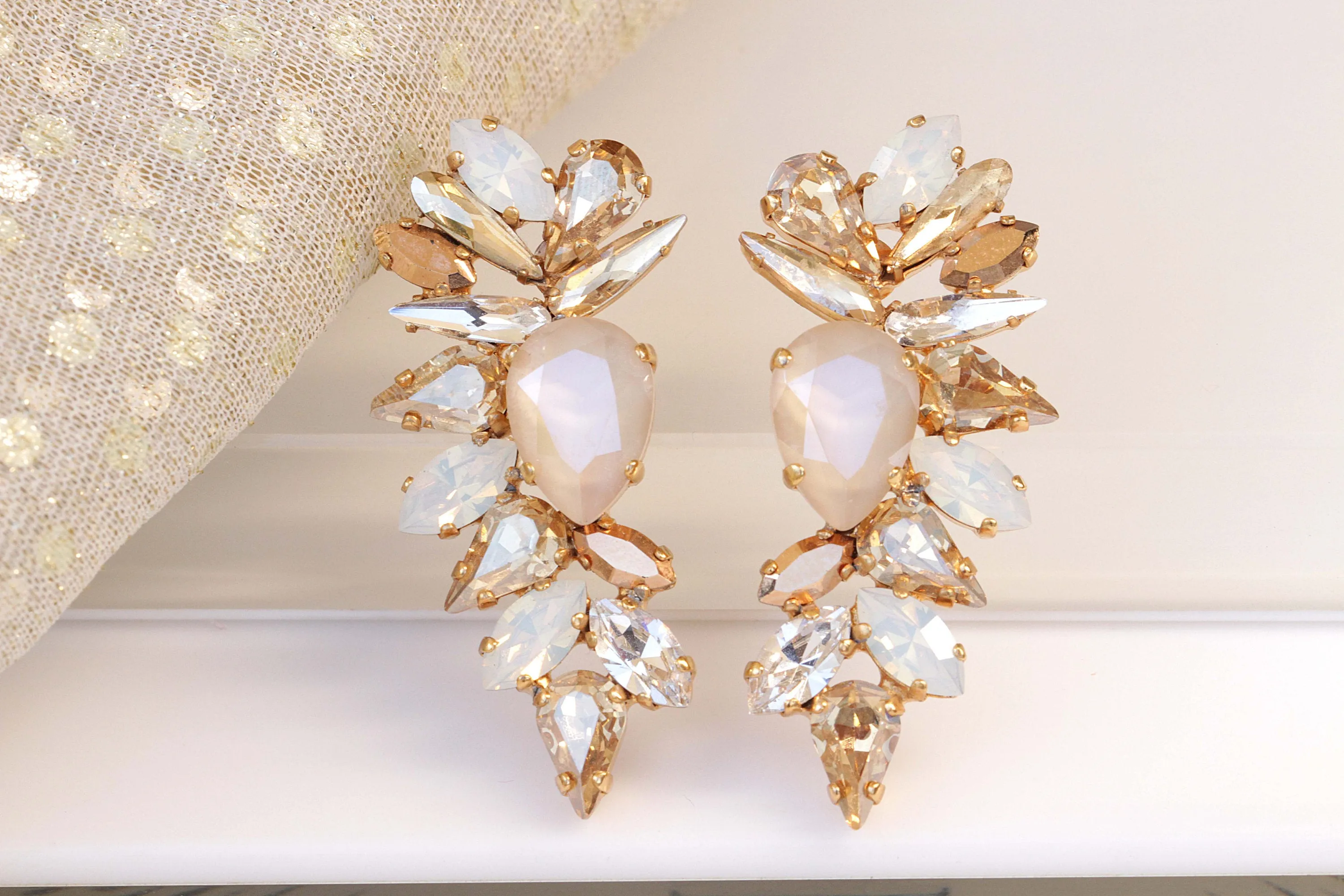 IVORY CHAMPAGNE EARRINGS