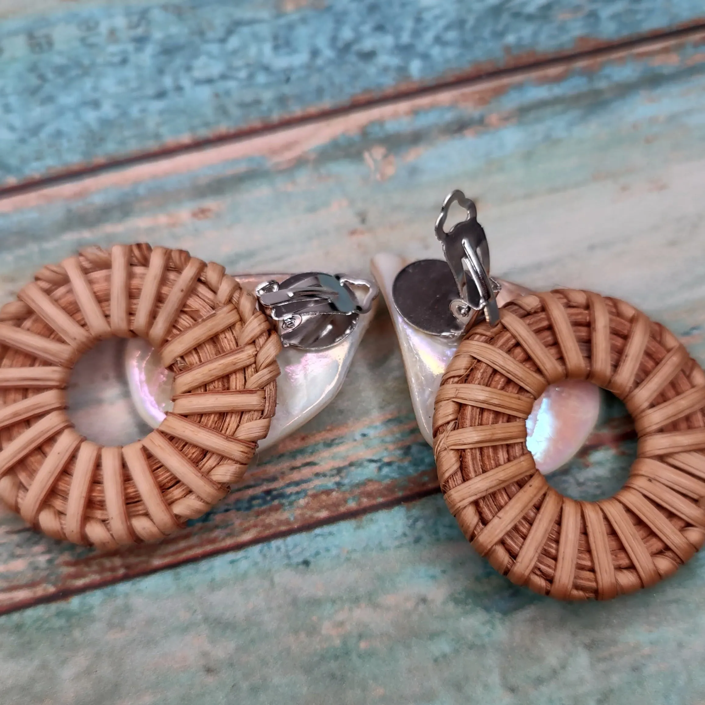 Rattan Earrings Shell Color CHOICE