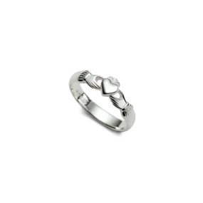 Silver Claddagh ring