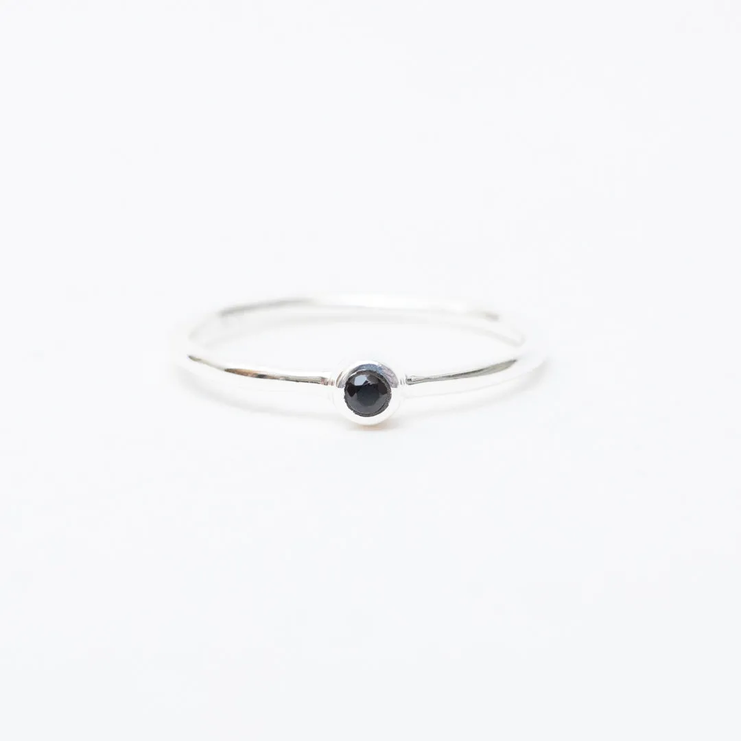 Small Round Silver Stone Ring