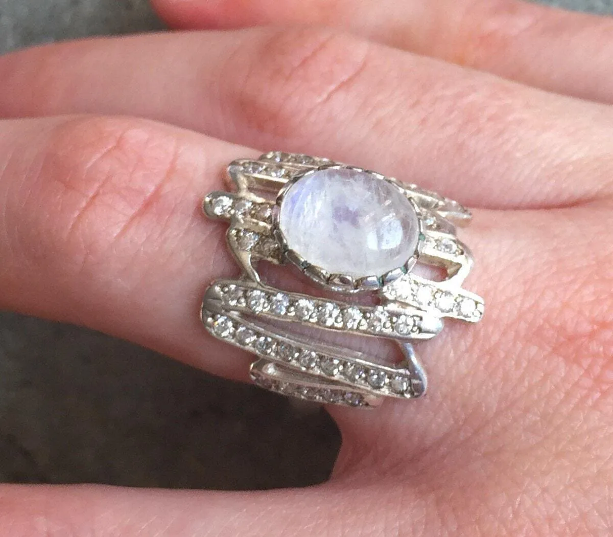 Stalactite Moonstone Ring - Genuine Rainbow Moonstone - Vintage Retro Ring