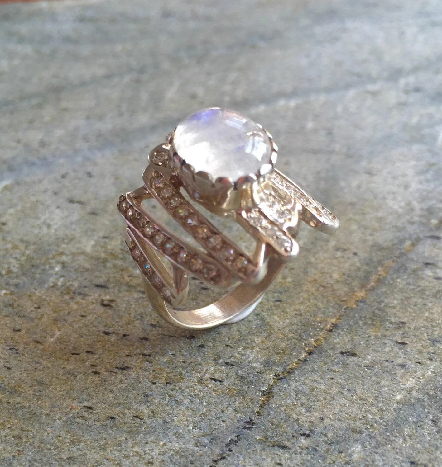 Stalactite Moonstone Ring - Genuine Rainbow Moonstone - Vintage Retro Ring