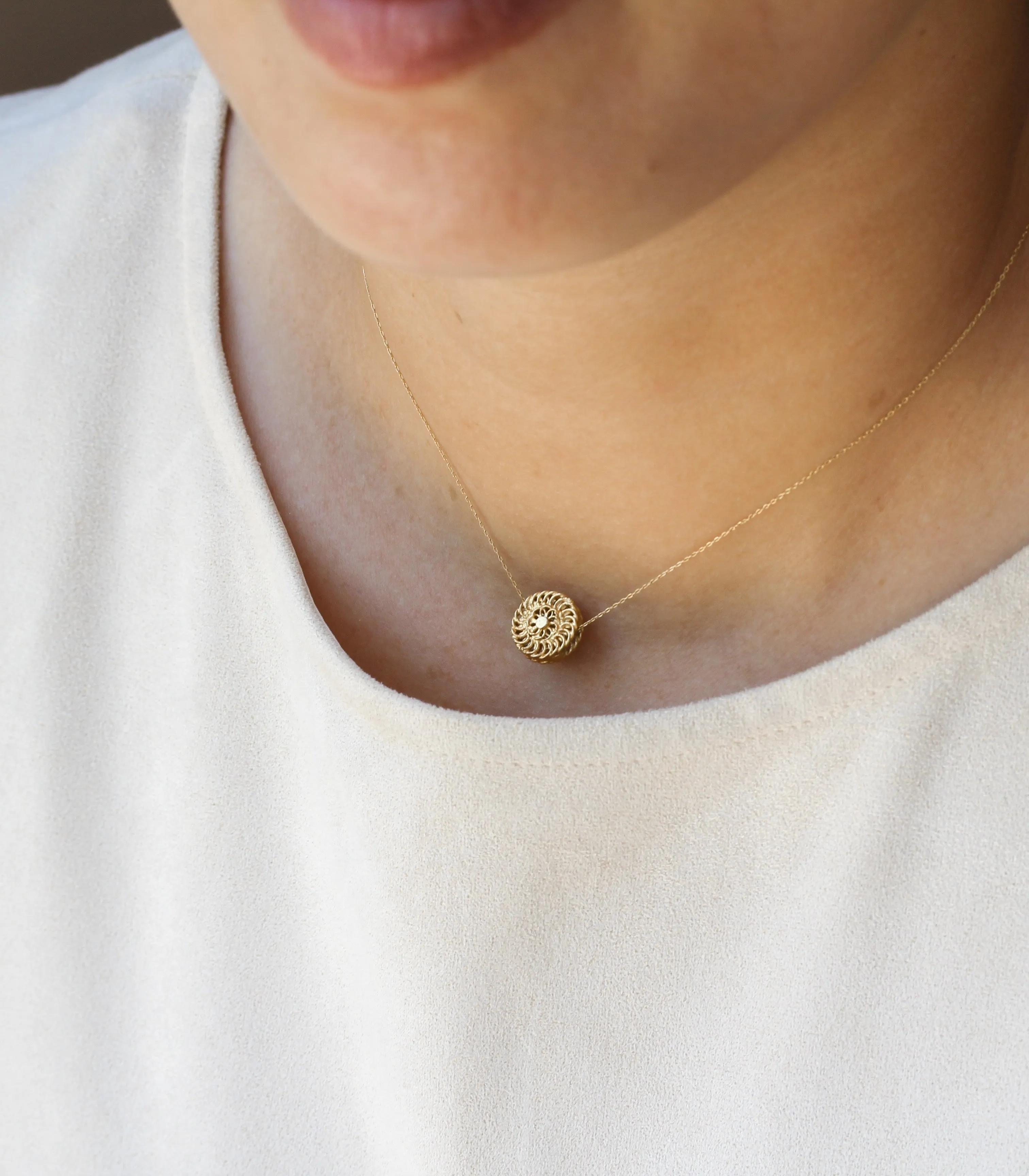 The Padumna Minimalist Chain Pendant Necklace