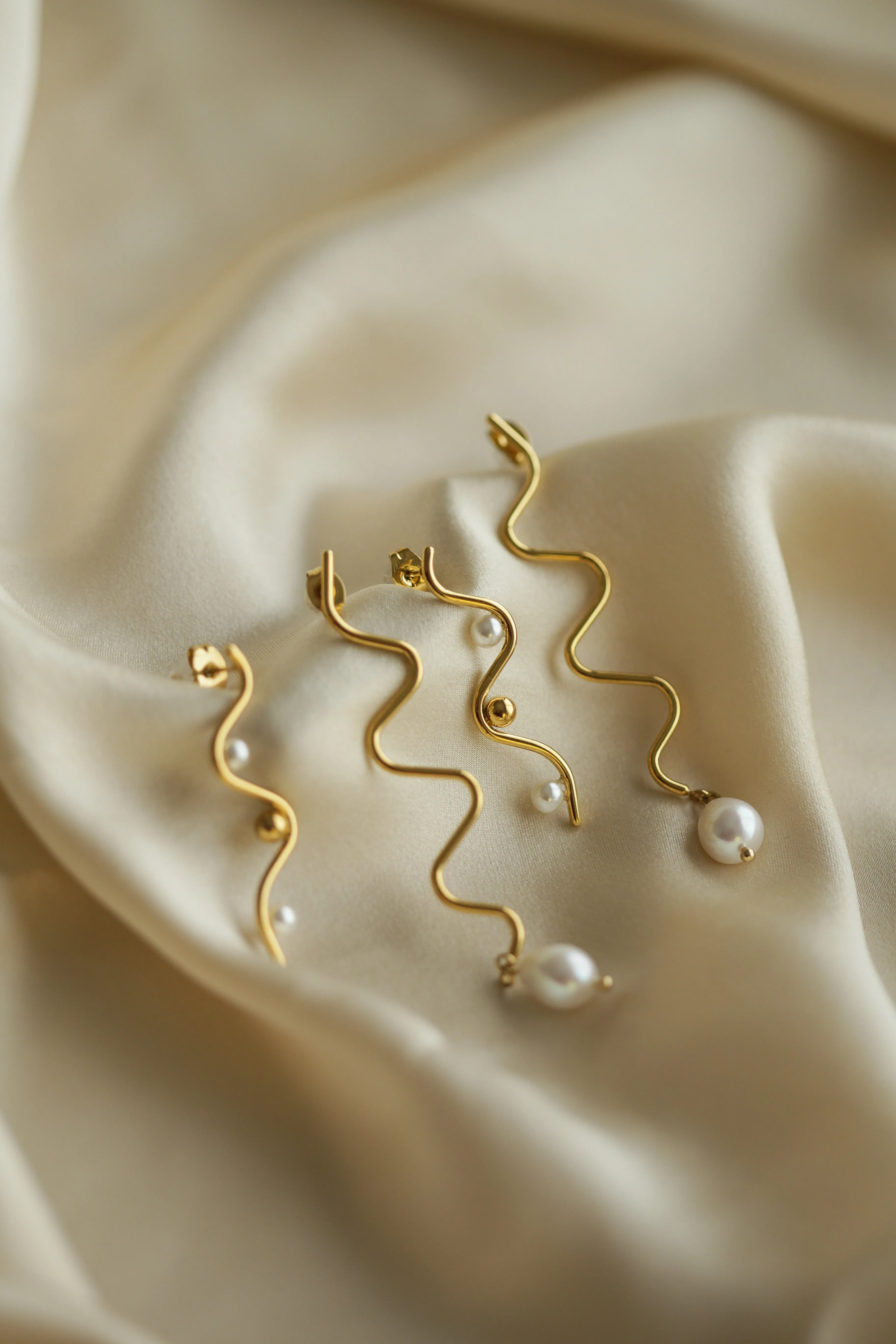 Wave & Pearls Earrings